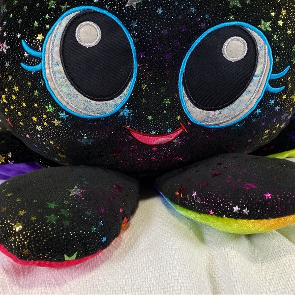 So Cute! EXTRA LARGE! The most adorable stuffie in EUC 🐙 - Picture 2 of 10